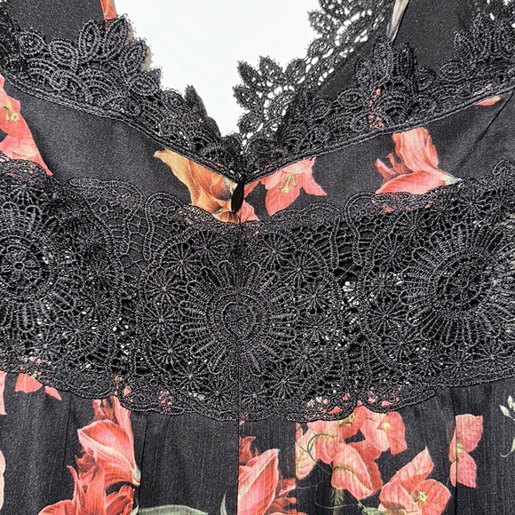 Bebe multi color fall floral print lace jumpsuit-NWOT - Picture 3 of 5